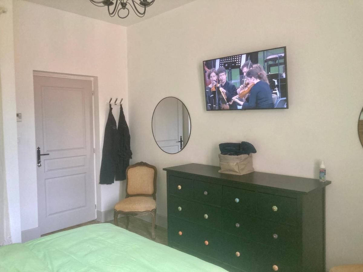 Saint-Vite La Maison Du Parc מראה חיצוני תמונה